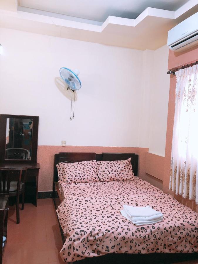 Minh Anh Hostel Rạch Gia Exteriör bild