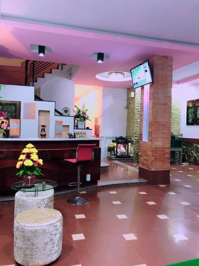 Minh Anh Hostel Rạch Gia Exteriör bild